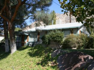 The Kern Riverbend Cottage, Sierra Gateway Cottages